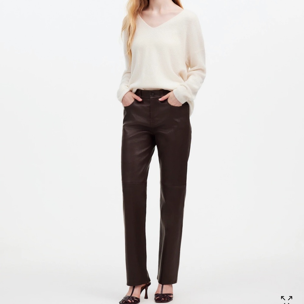 Madewell The '90s Straight Mid-Rise Pant in Leather NS287